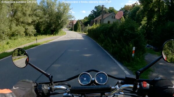 Ve vyobrazené dopravní situaci řidič osobního motorového vozidla